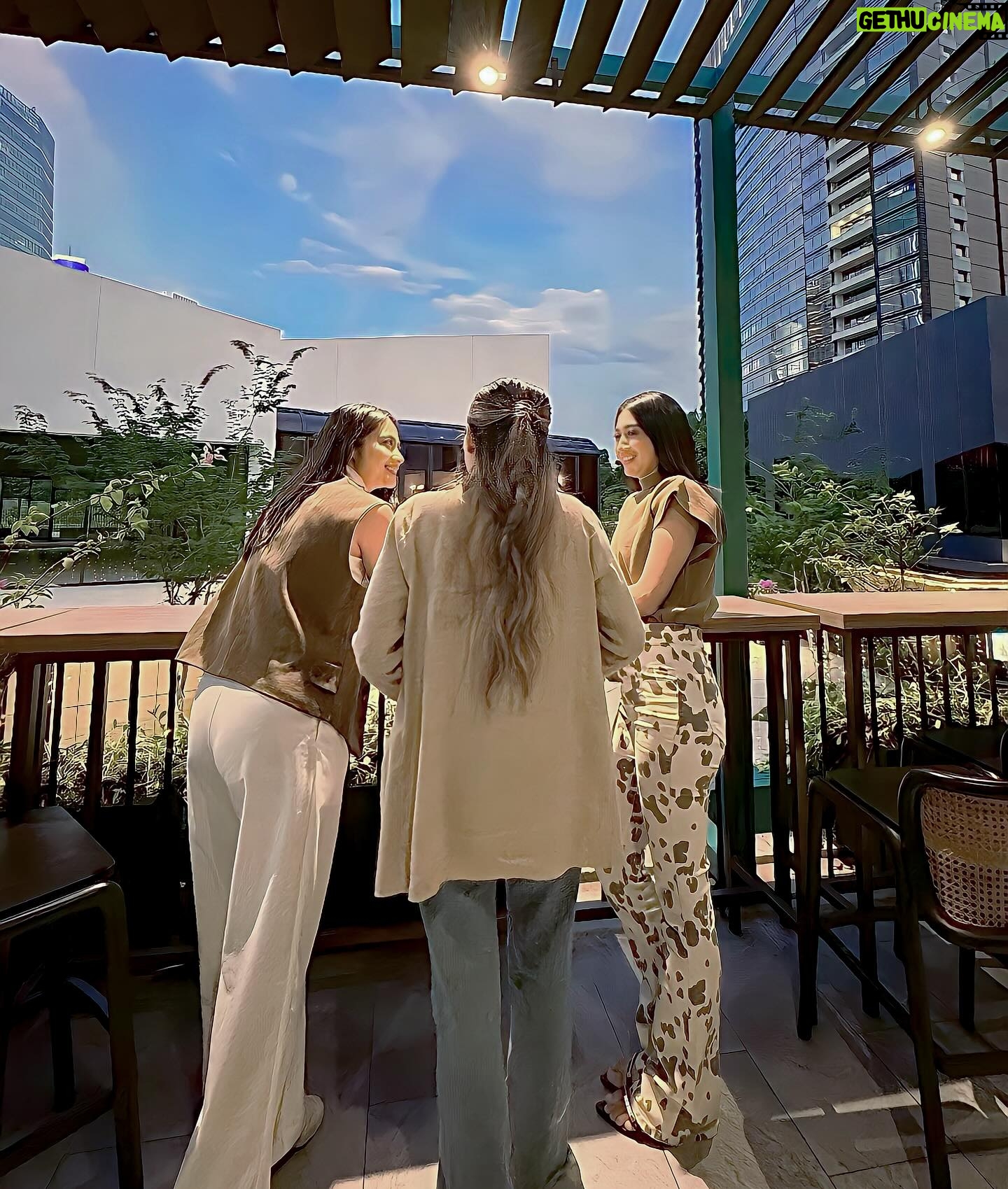 Fitrie Rachmadhina Instagram - Life is what you make it. And when times get tough, your bestfriends are the ones who get you through it. ♥️ #FFR #2decadesoffriendship