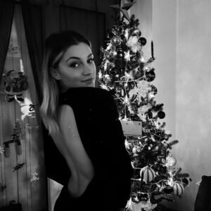 Flavie Delangle Instagram - 👗 @thekooples