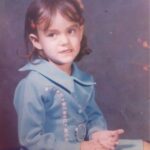 Flor Rubio Instagram - Estos soy yo. Y a la niña que siempre vive en mi le doy las gracias, porque a pesar de los pesares de la vida, nunca me ha dejado perder la fe, la ilusión y la esperanza. Una eterna soñadora. ¡Feliz día del niño para todos! 🤍🙏🏻