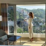 Flora Coquerel Instagram - Bom dia Rio ☀️🇧🇷 @sheratonrio @visitrio Dress @meshki Collaboration commerciale