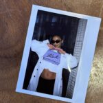 Flora Coquerel Instagram – 24/7 in Paris with @karllagerfeld ✨
What’s your mood? 1, 2 or 3? 

Video @zakharenko_ 

Collaboration commerciale