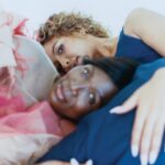 Flora Coquerel Instagram – En couverture, @floracoquerel et sa mère Sephi Coquerel nous partagent une histoire touchante de succès, de solidarité et d’engagement humanitaire. Dans cette interview qu’elles nous ont accordée, mère et fille ont dévoilé les coulisses de leur parcours et leur investissement pour améliorer la vie des autres, notamment à travers leur association @associationkelina au Bénin.

Photographe @baronzinsou 
Styliste @steve_anondo 
Maquillage @michellefanfant @yslbeauty Skincare @erborian 
Coiffure @salowigs 
Assistantes @naissssouuuu @jannarzg @tiwel_ 
@wence.tower 

Flora porte un total look @viviennewestwood 
Sophie porte une robe @hm Studio et un collier @theofficialpandora 

#BARBESMAGAZINE