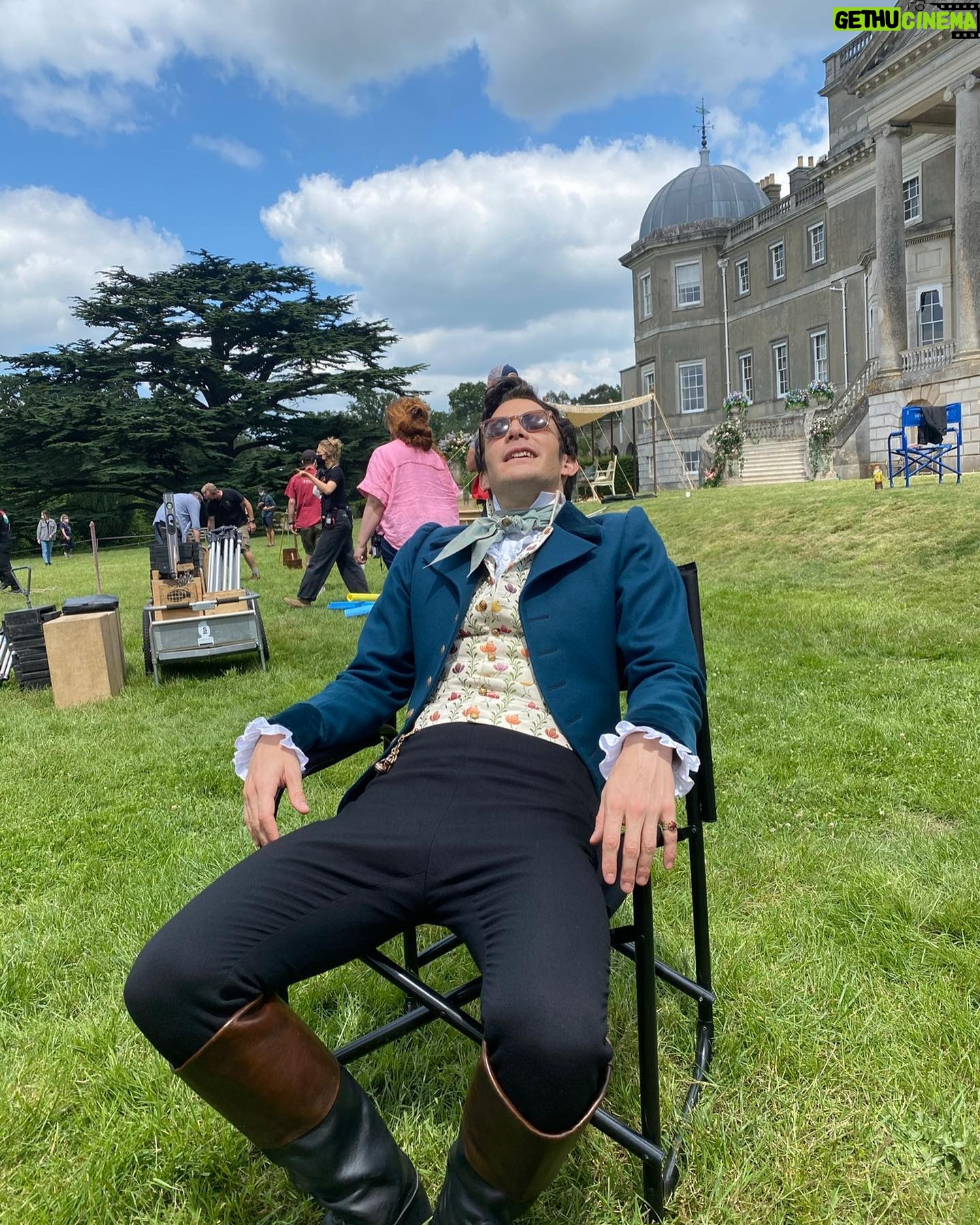 Florence Hunt - 116.5K Likes - 🐝 🐝
🐝 🐝