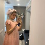 Florence Hunt Instagram – 🐝 🐝
 🐝 🐝