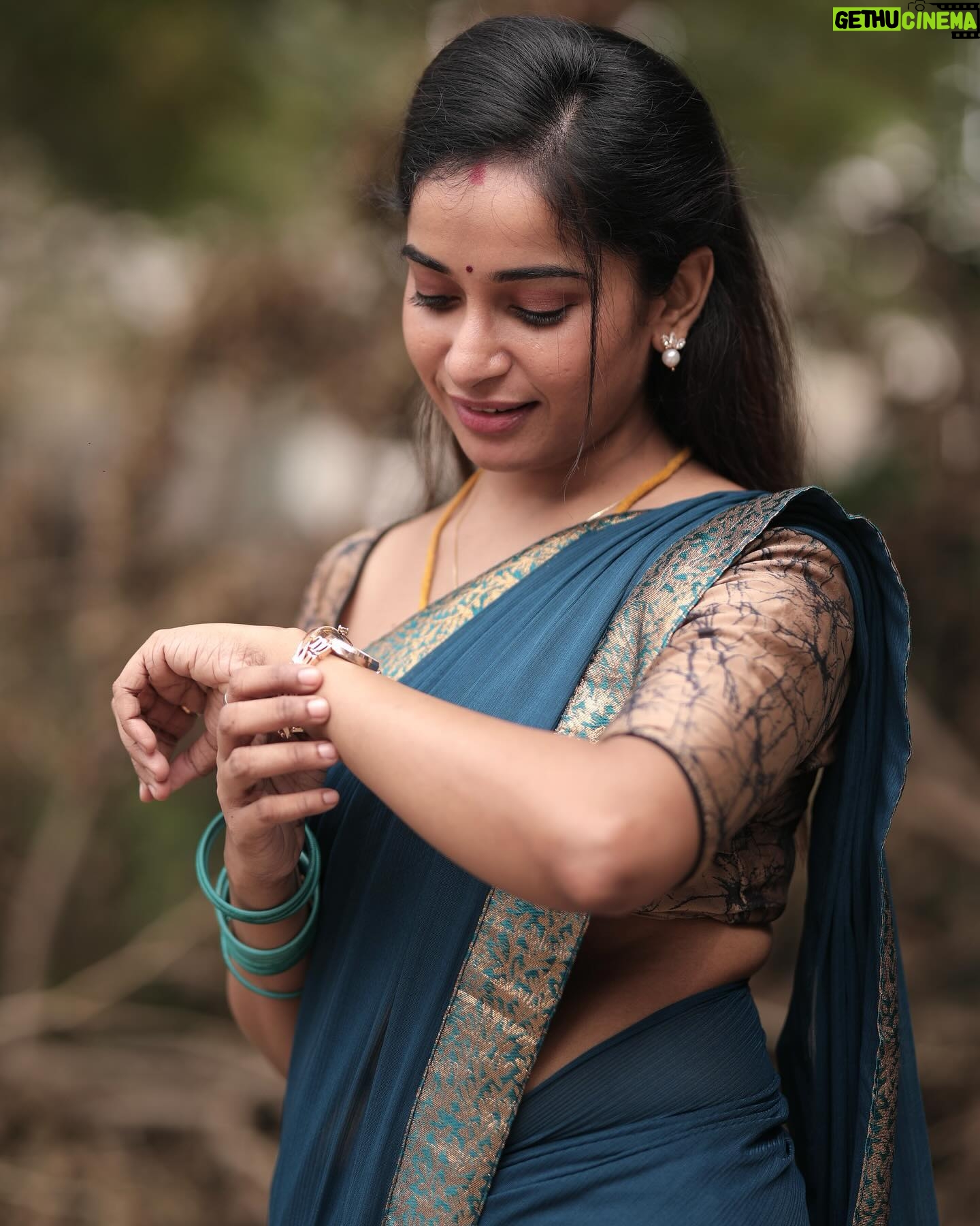 Fouzil Hidhaya - 26.9K Likes - Heyyyy….. Good morning🌸🦋💙
#indira #zee #zeetamil #instagram #instagood #insta #positivevibes #life