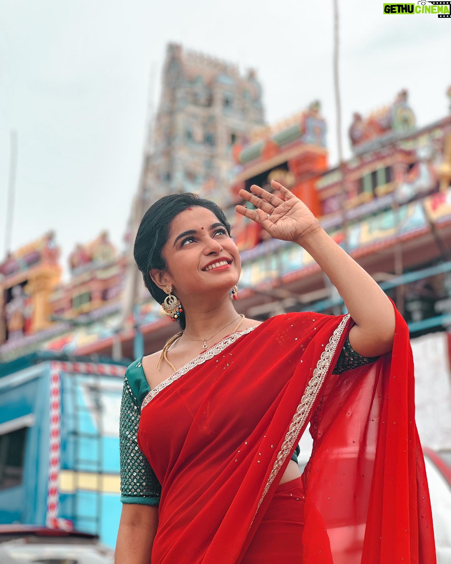 Fouzil Hidhaya - 13K Likes - Heloooo good morning♥️🦋
#indira #shoot #zee #zeetamilserials @zeetamizh