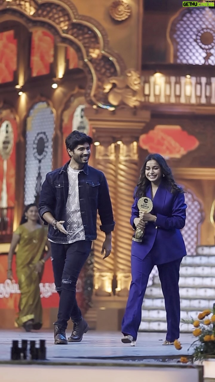 Fouzil Hidhaya - 34.9K Likes - PoV : INDIRA is damn special and i m extremely grateful 🥹♥️
Yes, god replied, he said ur hardwork and tears are never waste, baby Fouziee is so proud of herself now…
Thanks a lot @zeetamizh @ramanagirivasan for the trust and opportunity!!
Thank you @the__akshay_kamal__ for being an amazing human on set💫🥰
@spectra and my entire technical team for the support!!
Special thanks to audience & my family for all the love & support they have given me♥️🌸
(BEST HEROINE MATINEE) Alhamdulillah✨🥰
Camera & edits: @francisxavier_official
Outfit: @label_divyalakshanad
Hairdo: @mahesh_hairstylist