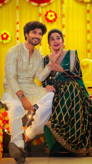 Fouzil Hidhaya Instagram - Somebody ask the time to slow down pls🥹
HAPPY BIRTHDAY handsome boy wit beautiful soul💕🎉🎁🎊🥳🎂 @the__akshay_kamal__ 
Thank you for all the strength u have given me✨stay happy & blessed forever♥️
sending u my hugs 🤗🥰