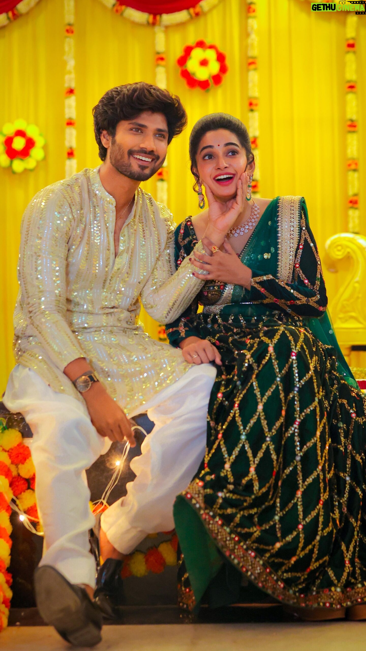 Fouzil Hidhaya - 28.1K Likes - Somebody ask the time to slow down pls🥹
HAPPY BIRTHDAY handsome boy wit beautiful soul💕🎉🎁🎊🥳🎂 @the__akshay_kamal__
Thank you for all the strength u have given me✨stay happy & blessed forever♥️
sending u my hugs 🤗🥰