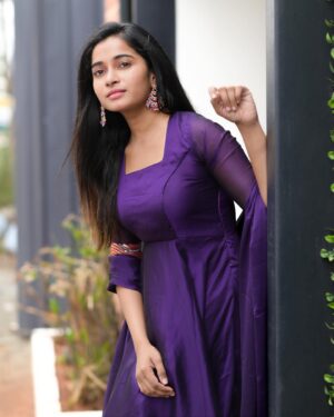 Fouzil Hidhaya Instagram - Nira💜🎶
Camera📸: @sathyaphotography3 
Costume👗: @radhi_frills