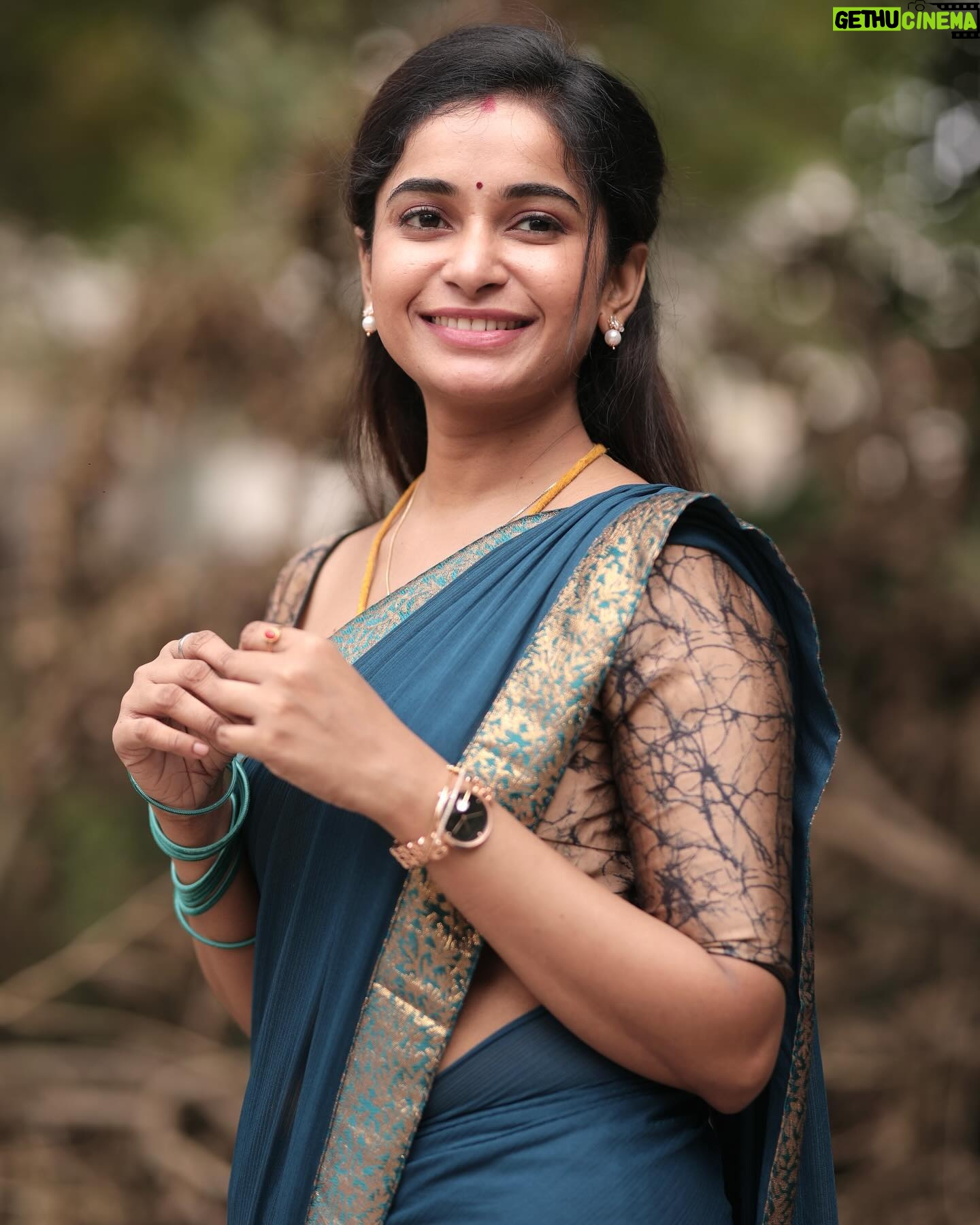 Fouzil Hidhaya - 26.9K Likes - Heyyyy….. Good morning🌸🦋💙
#indira #zee #zeetamil #instagram #instagood #insta #positivevibes #life