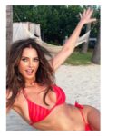 Frédérique Bel Instagram - #Mauritus #dreamingtravel #beachlife #beach #luxurylifestyle #beachbody #dreamingtravel #mauritius 🇲🇺 .#ilemaurice #brunette #actress #frenchactress #Actress #Actrice #actricefrancaise #comedienne ##sexywomen #sexyswimwear #sexyoutfit #sexyGirl #sexyWoman #sexy #sexyunderwear #sexybodysuit #sexyfeetmodel #fetiche #sexyfashionaddict #frederiquebel #frederiquebelofficial