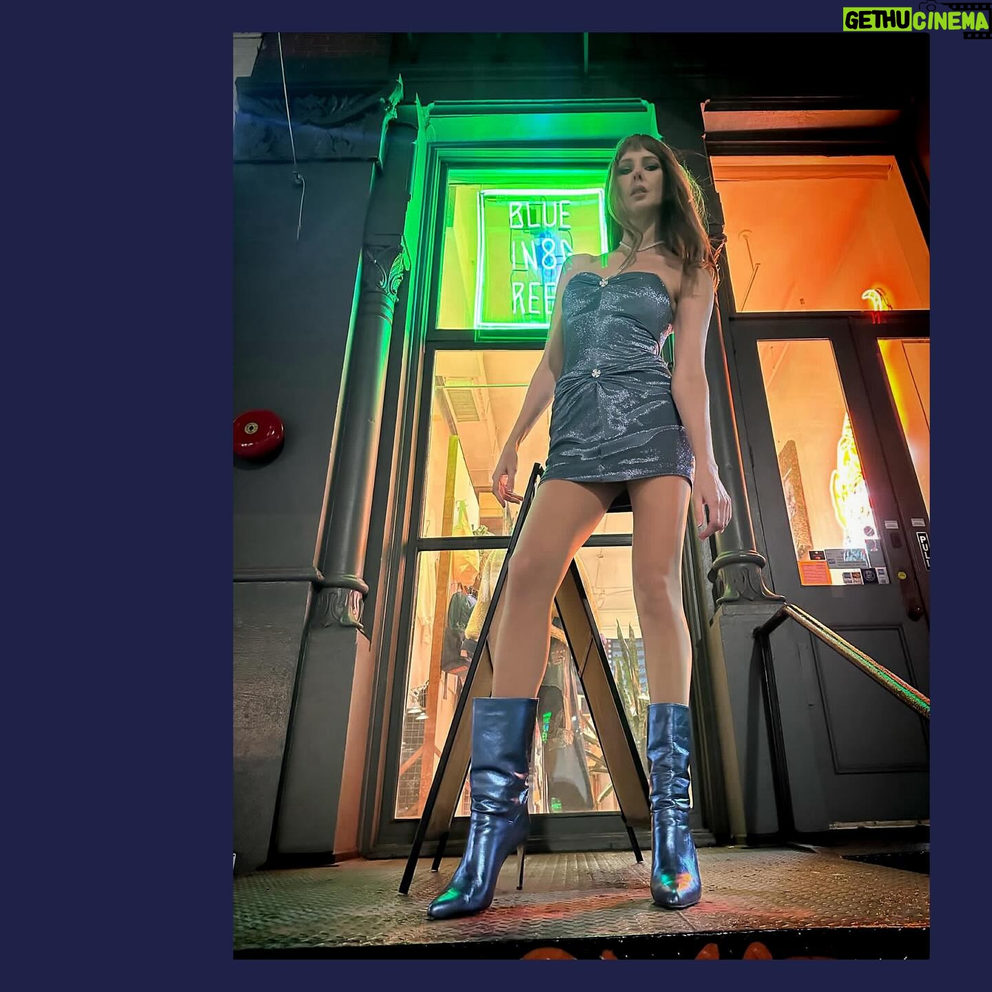 Frédérique Bel - 6.8K Likes - #Edito #Nyfw @fashionmagazine24 @theatelierstudioofficial @gilda__officiel @theprimeamanda @giorgiaviolacom #Nyfw @fashionmagazine24 #NewYork #FashionWeek #NewYorkFashionWeek2024 #newyorklife @giorgiaviolacom #Fashion #actress #frenchactress #Actress #Actrice #actricefrancaise #comedienne ##sexywomen #sexyoutfit #sexyGirl #sexyWoman #sexy #sexybodysuit #sexyfeetmodel #fetiche #sexyfashionaddict #newyork