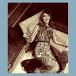 Frédérique Bel Instagram - #Edito #Nyfw @fashionmagazine24 @theatelierstudioofficial @theprimeamanda @giorgiaviolacom #Nyfw @fashionmagazine24 #NewYork #FashionWeek #NewYorkFashionWeek2024 #newyorklife @giorgiaviolacom #Fashion #actress #frenchactress #Actress #Actrice #actricefrancaise #comedienne ##sexywomen #sexyoutfit #sexyGirl #sexyWoman #sexy #sexybodysuit #sexyfeetmodel #fetiche #sexyfashionaddict #newyork #bibi #chapeau #voilette #retro #vintage