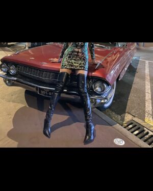 Frédérique Bel Instagram - @fernando_berlin_official  made my boots on my my measurements… fit so well !  Pic by @miranhuq  late night … or early morning