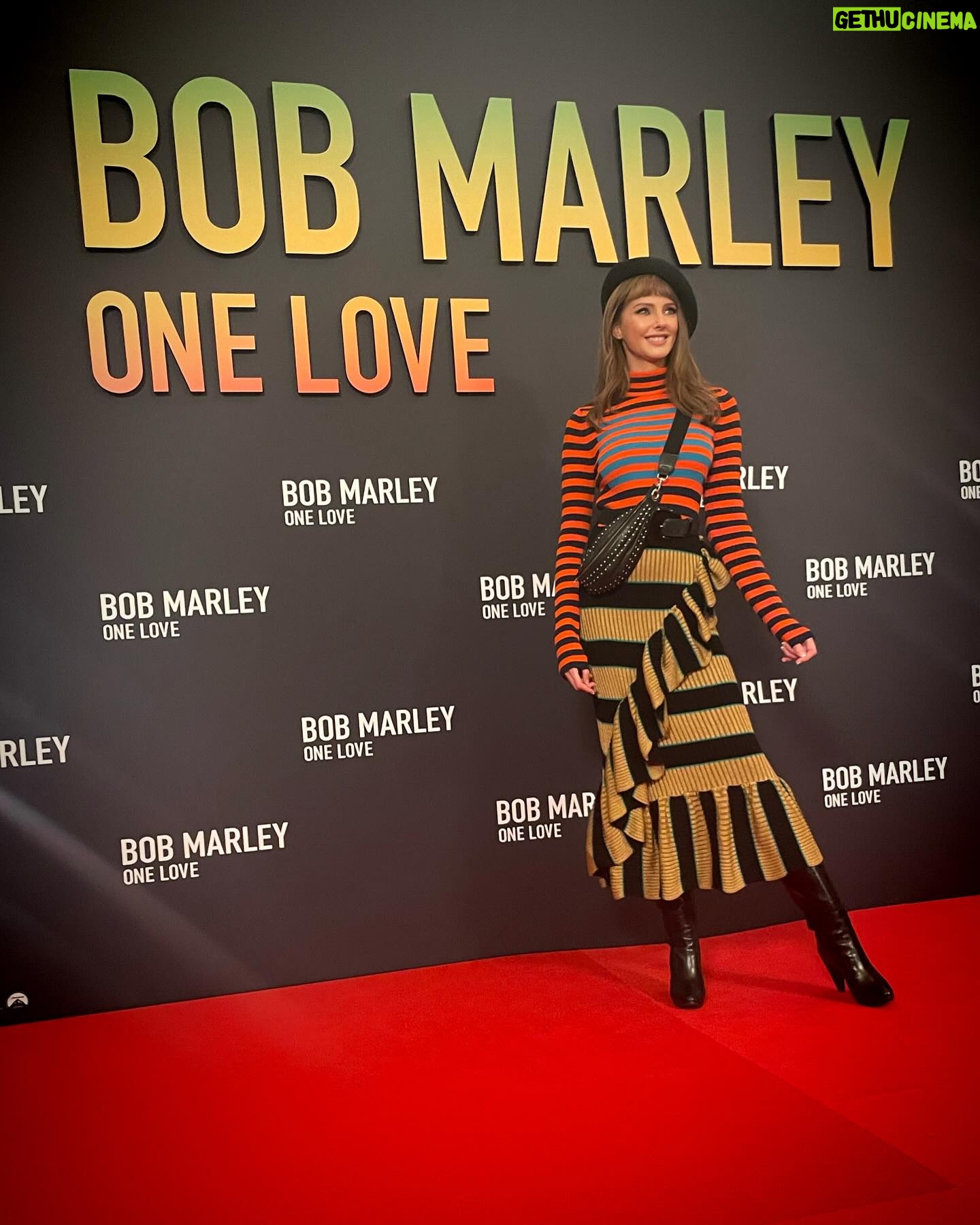 Frédérique Bel - 6.4K Likes - Rastafara forever ♥️💛💚 @paramountpicturesfrance @legrandrex @Kenzo @antikbatik_paris @animelmusic @theprimeamanda #bobmarleybirthday #bobmarleypremier #rastafara #BobMarleymovie #bobmarleyandthewailers #bobmarleyquotes #bobmarley #bobmarleymusic #actress #frenchactress #Actress #Actrice #actricefrancaise #comedienne #frederiquebel #frederiquebelofficial #Paris #France