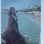 Frédérique Bel Instagram - Les nuls , Dominique Farrugia Chantal Lauby Alain Chabat sont mes références et ont construit mon humour . #MarieClair #itw #chantallauby #chantallaubyquote