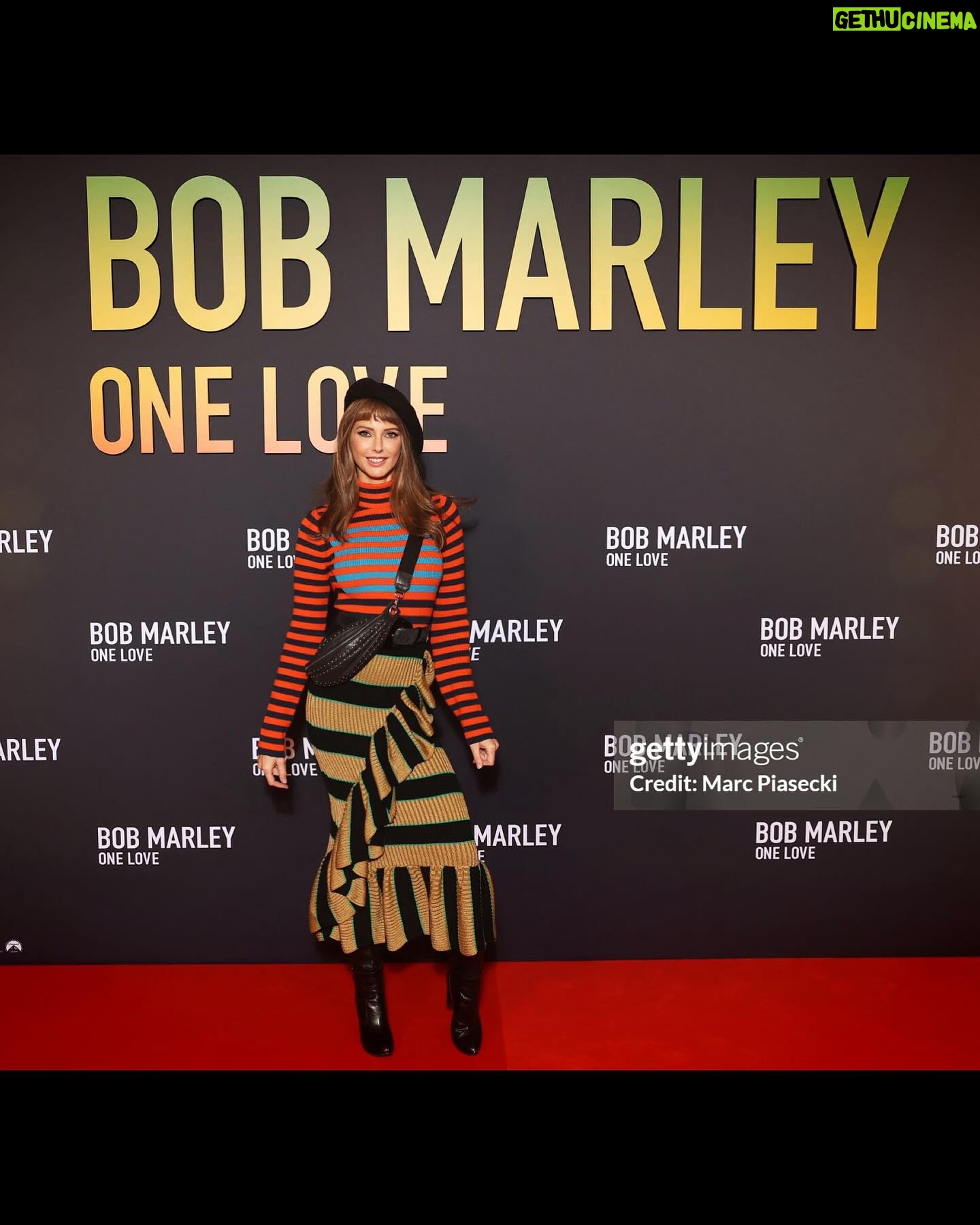 Frédérique Bel - 6.4K Likes - Rastafara forever ♥️💛💚 @paramountpicturesfrance @legrandrex @Kenzo @antikbatik_paris @animelmusic @theprimeamanda #bobmarleybirthday #bobmarleypremier #rastafara #BobMarleymovie #bobmarleyandthewailers #bobmarleyquotes #bobmarley #bobmarleymusic #actress #frenchactress #Actress #Actrice #actricefrancaise #comedienne #frederiquebel #frederiquebelofficial #Paris #France