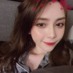 Frances Wu Instagram - 卸妝前的自拍😚