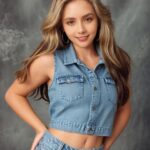 Frances Wu Instagram - 第一張真的很像昆凌啦！ 第一張真的很像昆凌啦！ 第一張真的很像昆凌啦！ 圖4、5有夠帥😎 真的會被這種AI程式搞瘋 越看越不像自己😂 ❤️最喜歡圖6、8 #epik #ai #換臉 #借一下昆凌的光🥹