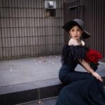 Frances Wu Instagram - 我的個性熱情 外向 衝動，樂於交友，但不氾交 我說話直接不拘小節，因此很常得罪人 我做事豪邁 倔強（尤其是在喝酒後🥹），所以經常被有心人士利用，最後遍體鱗傷 我愛我自己，我愛那個不在意別人眼光的我，我愛有想法的自己，我愛能把自己照顧好的自己，就算世界與我為敵 人生不是要活得多奢侈，而是要精彩，就這麼一次，為何不去做？讓自己調皮一次、任性一次，勇敢去嘗試吧！