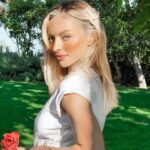 Francesca Eastwood Instagram - 🌷