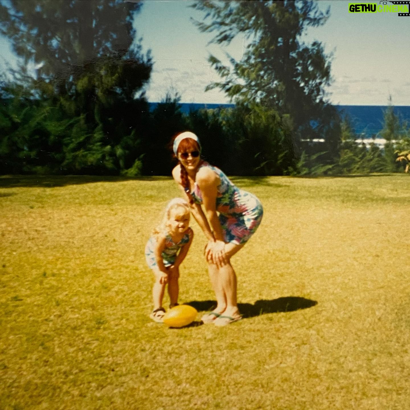 Francesca Eastwood Instagram - Hawaii 96 happy Mother’s Day mama thank you for always bringing me with u