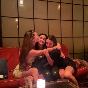 Francesca Reale Instagram - Thank you to my new friends at the @walkerhotels for providing me one of the coziest beds I’ve ever had for this amazing week! 🛌🗽💕