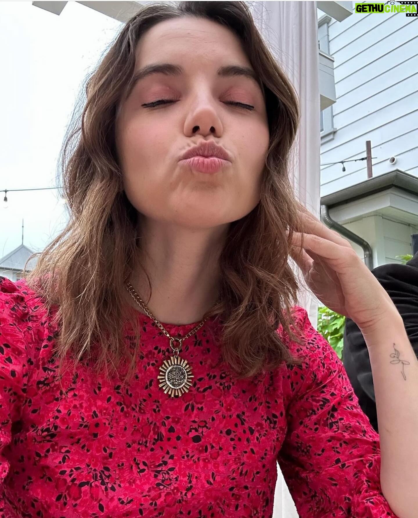 Francesca Reale - 8.8K Likes - The year through front camera photos of my face 😘🥂 - happy holidays!