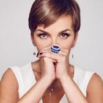 Francisca García-Huidobro Instagram - Las joyas simbolizan amor propio, ya que las usas para ti. Es un mensaje que se expresa sin decir nada y representa el estilo único de cada persona.. #weareallstars⭐️ @merysattjoyas.cl
