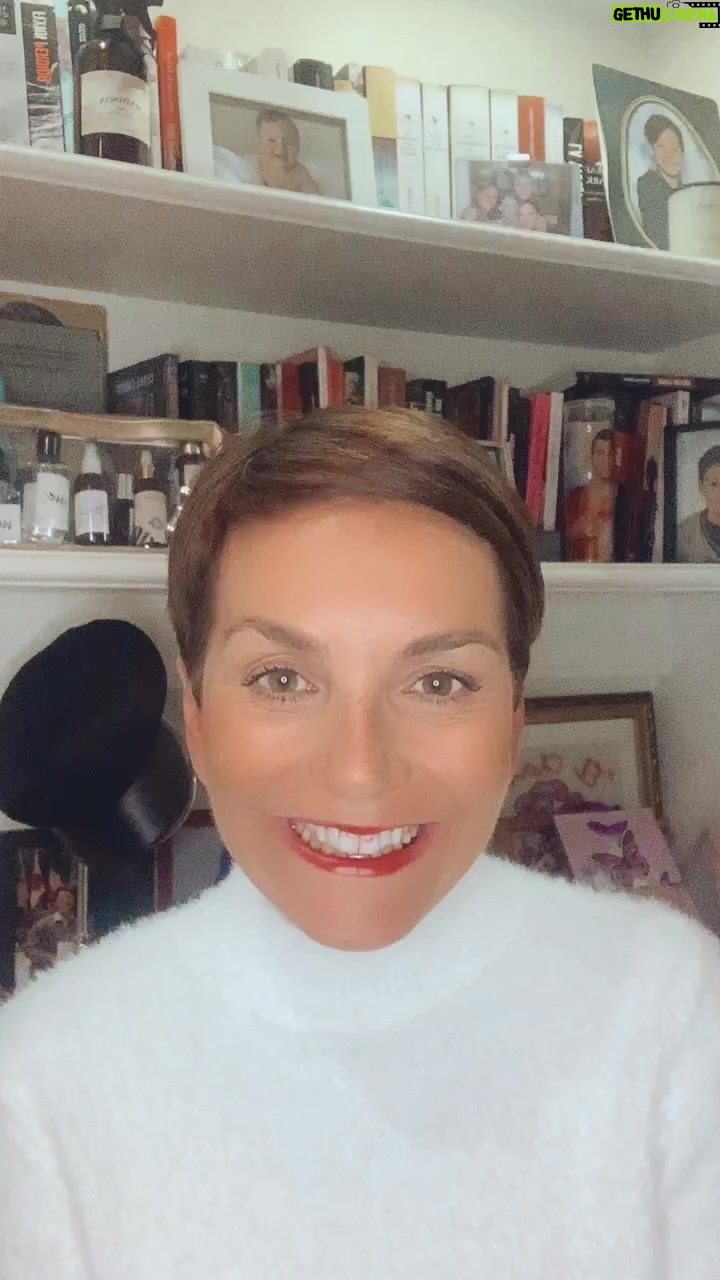 Francisca García-Huidobro Instagram - Presentado por @altodelcarmencl #antoniobanderasperfumes #theicon