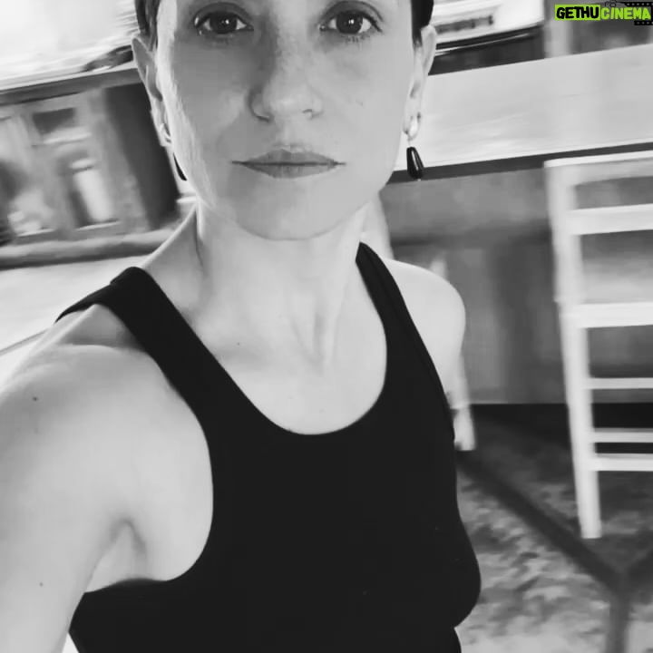 Francisca Gavilán Instagram - @talisma_joyas taller de orfebrería hecho en Chile por Antonia Rojas 💎🖤 su trabajo es bellísimo.