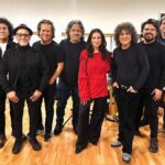 Francisca Gavilán Instagram - El honor y la inmensa alegría de acompañar en este hermoso recorrido a @grupoillapu con la gira de “El Grito de la Raza” Aquí ensayando para esta nueva aventura. ❤️ Gracias querido Roberto Marquez por tu invitación!! 🙌🏻🙌🏿🙌🏽 @osvaldoenruta y a todos los compañeros de esta banda admirada.