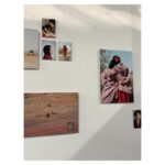 Francisca Gavilán Instagram - @su_hidalgo en su muestra fotográfica junto a varios expositores en @factoria_franklin Hasta el 7 de Enero ♥️🔥❤️❣️🎈‼️🔴📌🟥🌶️
