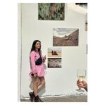 Francisca Gavilán Instagram - @su_hidalgo en su muestra fotográfica junto a varios expositores en @factoria_franklin Hasta el 7 de Enero ♥️🔥❤️❣️🎈‼️🔴📌🟥🌶️