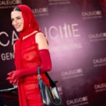 Francisca Gavilán Instagram - Fotos oficiales de @premioscaleuche Nuestra fiesta de premiación de @somoschileactores ♥️♥️ Lo pasamos hermoso! @esperanzasilvas Gracias Totales! Felicitaciones a las y los ganadores!! En el carrusel @valigavilan mi padre @blancalewin @su_hidalgo @taglemarcial @juangillmore “Payita” Miria Contreras Bell. Los Mil Días de Allende @paroxproductora Gracias por el registro 📸 Alejandra Oehninger Estilismo @fims.cl Maquillaje y pelo @anagaubert @b_art_talent_management 💥