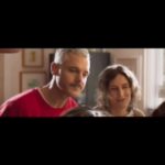 Francisca Imboden Instagram - No te puedes perder esta preciosa película familiar, la primera navideña 100% chilena hecha entera en la Quinta Región! @unlikedenavidad en todos los cines desde este jueves 24 de Noviembre! Disfruta de esta entusiasta familia y de un viejo pascuero único y nacional! Dirigida con la gracia de @boris.quercia No te la pierdas! @atacamapictures @poston_digital_arts