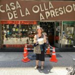 Francisca Imboden Instagram - Esta olla a presión (que me ha hecho la vida doméstica más rica y fácil), me la regalaron antes de que mi primera hija llegara al mundo (hace 30 años), y en #LaCasaDeLaOllaAPresión (Tenderini 77), me la volvieron a cacharpear y dejaron como nueva por muchos años más, con una dedicada y rápida atención especializada. Esto sí que es economía sustentable!!!! #reutilizareducerecicla♻ #labasuraesunerrordeconcepto #nadasepierdetodosetransforma💞💧🍃 #repararesunactodeamor