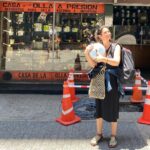Francisca Imboden Instagram - Esta olla a presión (que me ha hecho la vida doméstica más rica y fácil), me la regalaron antes de que mi primera hija llegara al mundo (hace 30 años), y en #LaCasaDeLaOllaAPresión (Tenderini 77), me la volvieron a cacharpear y dejaron como nueva por muchos años más, con una dedicada y rápida atención especializada. Esto sí que es economía sustentable!!!! #reutilizareducerecicla♻ #labasuraesunerrordeconcepto #nadasepierdetodosetransforma💞💧🍃 #repararesunactodeamor