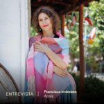 Francisca Imboden Instagram - 🎭 Cuando hablamos de Francisca Imboden seguro se nos vienen a la mente sus icónicos personajes en teleseries como Iorana, Pampa Ilusión, El Circo de Las Montini y, más recientemente, La Ley de Baltazar. ¿Pero sabían que además de su pasión por actuar, Francisca es una apasionada tejedora y “fanática” de la artesanía? Te invitamos a conocer sus piezas favoritas de nuestra colección Artesanía bajo el sol 🌞 Colores vibrantes, historias fascinantes. Francisca las utilizó durante una entrevista que puedes encontrar en el link de nuestro perfil 🔗 📸 Registro: @lygonz