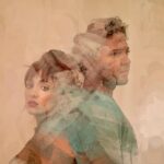 Francisca Walker Instagram – Durante la cuarentena nos juntábamos con mi hermano @groovewalker una vez a la semana por zoom. Él es compositor y productor musical, y le pedí que me hiciera clases de música y guitarra aprovechando que todo estaba en “stand by”.
En eso yo le empecé a manifestar mis ganas de crear algo, de trabajar juntos y empezamos a tirar ideas y a cantar. Yo le mostraba letras y él me mandaba pistas y melodías pero nada nos terminaba de convencer.
En eso nos enteramos de la historia de la ruptura de la relación de una persona muy cercana a nosotros. Lo cual nos tocó mucho y nos hizo mucho sentido querer hablar de eso. Además nos dimos cuenta de que muchas parejas habían terminado durante la cuarentena y queríamos darle voz a esa pena…. pero también esperanza que surge de una ruptura y un nuevo comienzo en soledad.
Esta canción es producto de nuestras conversaciones fraternas sobre la vida y el amors 😊. 
Se la dedicamos a todos los #corazonesrotosdecuarentena
.
.
.
La vamos a lanzar muuuuy pronto!!!
#llegar
.
.
.
📸 del seco @claudiopuebla @kaio_art
