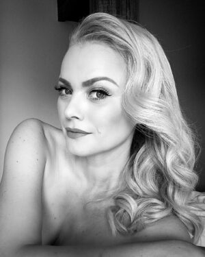 Franziska Knuppe Instagram - Glamed up for tonight ♥️💋✨

#spaaward2024 @gala_magazin 
Hair&makeup by me 
@ad.alliance