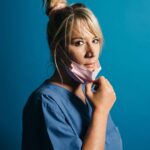 Franziska Böhler Instagram - Euer kleiner Reminder ans Gute ✨ An gute Menschen✨ An kompetente & empathische Pflegekräfte. An die, die sich mit Freude und Professionalität um euch kümmern✨ Die gibt es nämlich wirklich ✨ #gesundheit #intensiv #healthcare #symptome#mfa #facharzt #gesund #arzt#sport #motivation #health #krankenhaus #care #reha #klinik #training #pflege #krankenpflege #nurse #anästhesie #medizin #gesundheitssystem #icu #gesundheitssystem #physiotherapie #vollnarkose #op #mfa #praxis #pflegenotstand