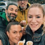Franziska Böhler Instagram - …wir haben trotzdem die Zeit unseres Lebens 🇮🇹😂 Gewitter, Schnee & Stromausfall aber auch: Vino, Pasta & den genialsten Käse der Welt✨ Wenn du die Richtigen Menschen dabei hast ist das Wetter egal👻 Und: Der Regen spült den Sahara Sand weg😂😂😂🇮🇹🇮🇹 Und ihr so? ✨ #italien #italy #italia #travel #urlaub #italie #s #venezia #ig #nature #dtirol #veneto #travelphotography #venice #photography #holiday #reisen #venedig #gardasee #bellaitalia #landscape #cartoline #summer #roma #love #vacation #toscana #sommer #italian #travelgram