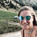 Franziska Böhler Instagram - Ich weiß, warum ich immer andere Regionen erkunden mag… Mühlbach! Wie schööööööön ist dieses Fleckchen Erde! Die Kinder haben das hauseigene Schwein auf der Schweizerhütte glücklich gemacht, Alpakkas bestaunt, ne Buttermilch geschlabbert und in der Sennerei selbstgemachten Käse & Salami geshoppt♥️ Das Leben ist manchmal gar nicht mal so arschig wie ich denke…✨ Nur ist meine Garmin Uhr heute endgültig abgeschmiert und ich esse jetzt einfach was ich will - ohne meine verbrannten Kalorien zu kennen - auch schön!😜✨ #berge #mountains #austria #österreich #nature #wandern #hiking #tirol #alpen #wanderlust #alps #landscape #natur #travel #naturephotography #mountain #visitaustria #urlaub #snow #outdoor #winter #schnee #bergliebe #view #photography #naturelovers #österreich #visittirol #picoftheday #mountainlove