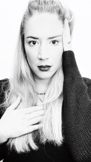 Franziska Böhler Instagram - Der Antragsteller ist Dr. Andreas Durstewitz. Leiter des ärztlichen @health4future_de Teams, Facharzt für Allgemeinmedizin und Lehrbeauftragter der LMU. Er fungiert als Geschäftsführender Vorstand des Ärztl. Kreis- u. Bezirksverbandes München (ÄKBV) mit mehreren hundert Mitgliedern, ist Delegierter im Hausärzteverband Bayern (BHÄV) mit 6.000 Mitgliedern, Mitglied in der Vorstandskommission der Kassenärztlichen Vereinigung (KVB), die über 30.000 Mitglieder vertritt, und Mitglied der Bayer. Gesellschaft für Immun-, Tropenmedizin und Impfwesen e.V.
ER ist somit der  Stellvertreter von tausenden Hausärzten die mit ihren Long Covid Patienten alleine gelassen werden.
Aber JA: Macht nur einen „Runden Tisch“ mit (Ich will gar nicht wissen wer da teilnimmt um wieder nur profitieren zu können anstatt zu helfen)
Es hängen ja nur Leben und Existenzen an diesen Entscheidungen 🫶
Danke für NICHTS♥️
Mit freundlichen Grüßen
eine Long Covid Betroffene
✨
#gesundheit #intensiv #physicianassistant #symptome#mfa #facharzt #gesund #arzt#sport #motivation #health #krankenhaus #care #reha #klinik #training #pflege #Krankenpflege #nurse #anästhesie #medizin #gesundheitssystem #healthforfuture #erzieherin #physiotherapie #pflegenotstand #liebe #op #mfa #longcovid