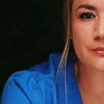 Franziska Böhler Instagram – Seit einigen Tagen werden die Diagnosen an euch versendet.
In eurem Health-Compass findet ihr das Ergebnis der Auswertung eures Symptomfragebogens durch unsere Ärzte und Wissenschaftler. Diesen könnt ihr eurem Hausarzt oder Facharzt vorlegen. Der Health-Compass schafft Klarheit für euch und eure behandelnden Ärzte und ist eine wichtige Basis für eine endgültige Diagnose, aber vor allem die weiteren Schritte und Therapien. So könnt ihr auch auf die ersten von unserem Ärzteteam entwickelten und getesteten Symptomlinderungsmaßnahmen *Helping Heroes* zurückgreifen. 

Um das erste Feedback unserer Heroes zu sehen:
Einmal nach links wischen.
Hier stehen wir also.
Nach eineinhalb Jahren @health4future_de , 8 Absagen aus dem BMG, ohne Finanzierung durch den Bund und ausgeschlossen vom „Runden Tisch Long Covid“
In Berlin wird geredet, in Pullach gehandelt.
Danke für euer Vertrauen 🫶
Den Fragebogen findet ihr in der Story und unter 

https://health4future.com/home/register/1

♥️💪🏻
Foto: @michael_eichi 
#gesundheit #intensiv #physicianassistant #symptome#mfa #facharzt #gesund #arzt#sport #motivation #health #krankenhaus #care #reha #klinik #training #pflege #Krankenpflege #nurse #anästhesie #medizin #gesundheitssystem #healthforfuture #erzieherin #physiotherapie #pflegenotstand #liebe #op #mfa #longcovid