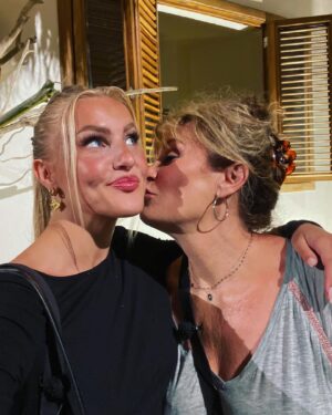 Frédérique Brugiroux Instagram - • 💖🦋