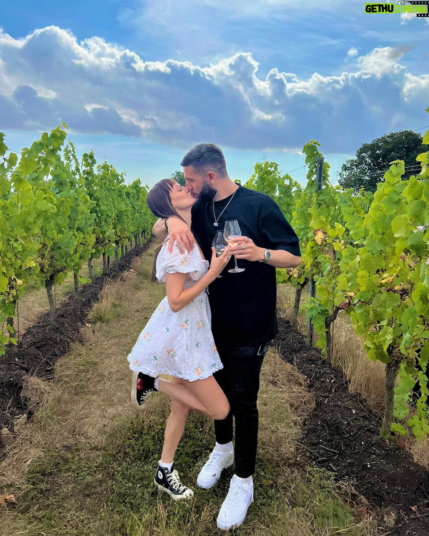 Freya Nightingale - 129.8K Likes - Yesterday I turned 29 and it was one of the best days ever.
Thank you @gusbourne_wine for a lovely visit - such a beautiful vineyard and the staff were amazing 🥹🍇