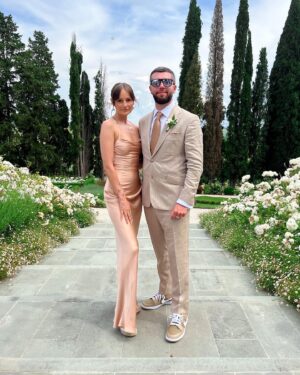 Freya Nightingale Instagram - Bridesmaid & Groomsmen 💚💙